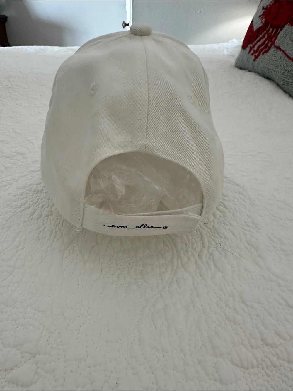 Ever Ellis Carpool Queen White Embroidered Baseball Cap - Picture 3 of 9